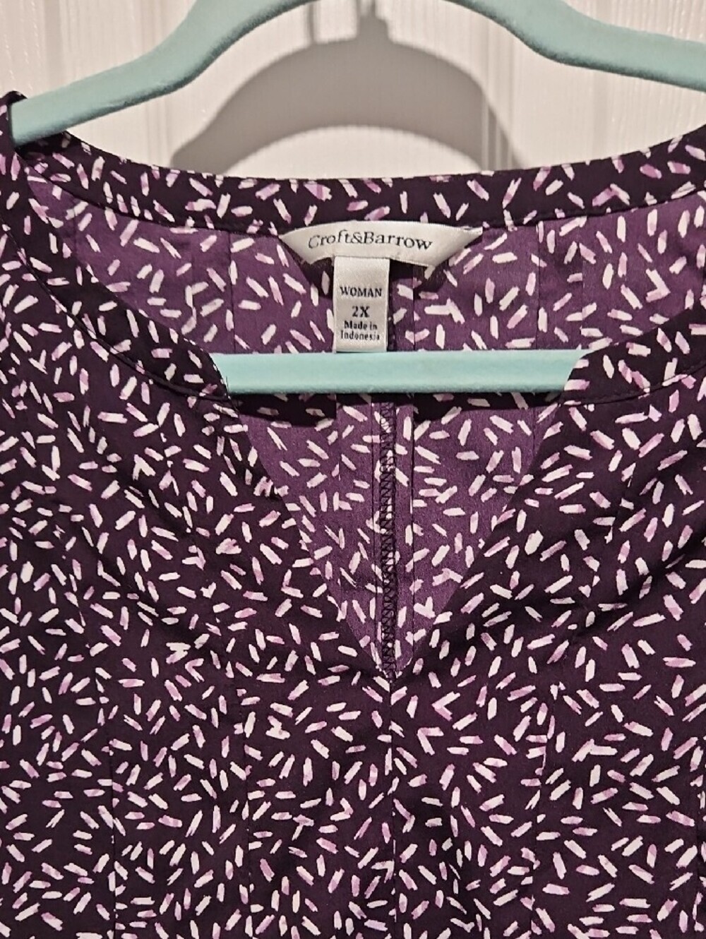 croft & barrow Purple and White Printed V-Neck Tunic Top - Picture 3 of 4